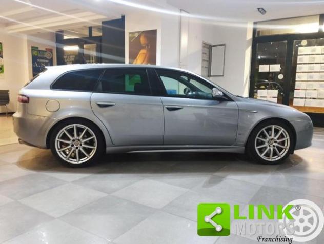 ALFA ROMEO 159 3.2 JTS V6 260 CV Q2 Sportwagon TI rif. 24104710 - Foto 4