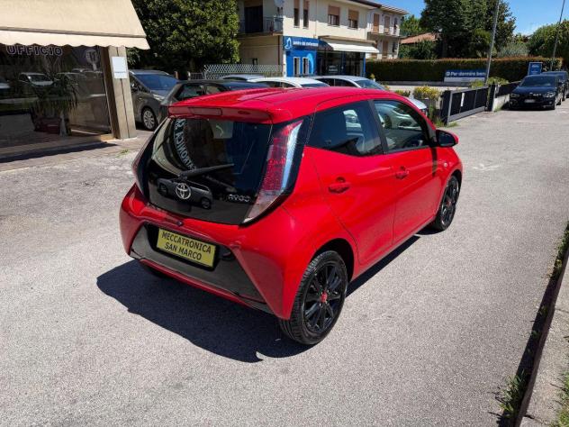 TOYOTA - Aygo - 1.0 VVT-i 69 CV 5 porte x-play - Foto 4