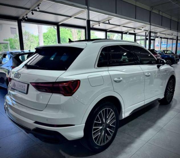 Audi Q3 35 2.0TDI 150CV S-Tronic S-Line - Foto 7