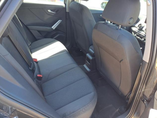 Audi Q2 30 TFSI Business telecamera - Foto 10