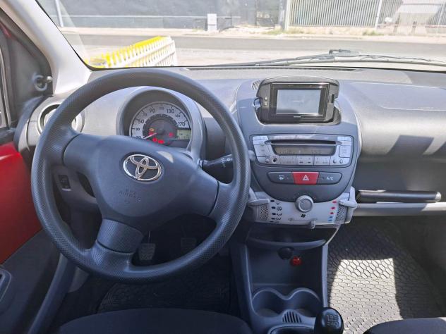 Toyota Aygo 1.0 UNICO PROPRIETARIO - Foto 9