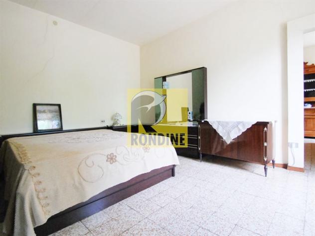 Casa indipendente cielo/terra, abbinata ai lati, attualmente divisa in 2 unità - Foto 13