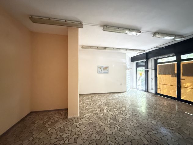 Negozio Viale Gramsci - Foto 3
