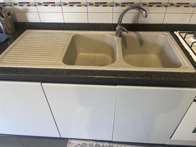 Prestigiosa cucina Snaidero con forno, piano cottura, tavolo e sedie - Foto 9