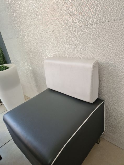 Divanetti singoli per arredo bar su ordinazione - Foto 5