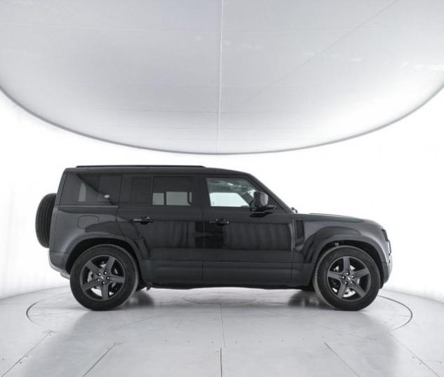LAND ROVER Defender 110 3.0d i6 mhev SE awd 200cv auto - AUTOCARRO N1 rif. 23502896 - Foto 6