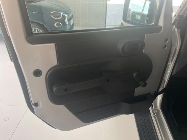 Jeep Wrangler WRANGLER 2.8 CRD 4WD AUTO SPORT - Foto 8