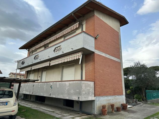 Appartamento Pinete Marina di Massa (Zona Ricortola)