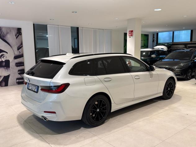 BMW Serie 3 316d 48V Tour. auto Cruise Navi FariLED Widescreen - Foto 7
