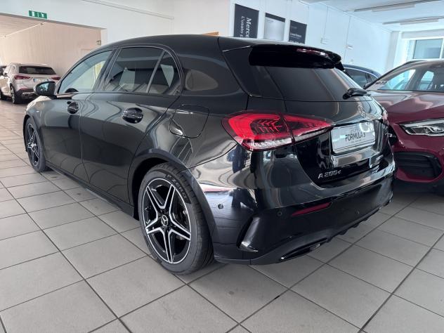 Mercedes-Benz Classe A A 200 d Premium Night Edition - Foto 4