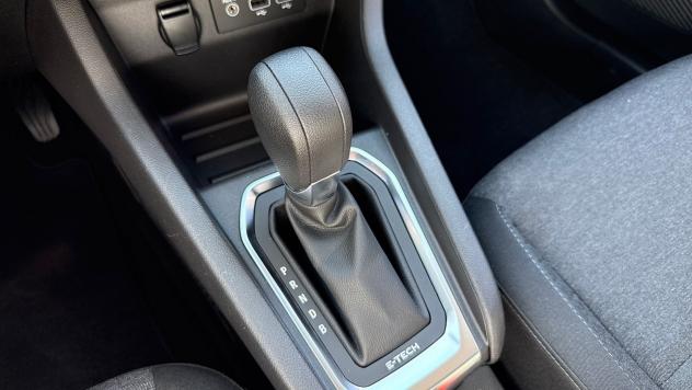 Renault Clio V 2019 5 Porte 1.6 E-TECH Hybrid 140cv Zen Auto my21 - Foto 9