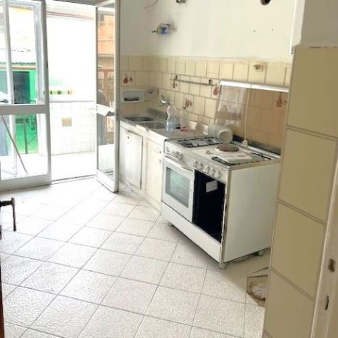 Rif. 4237 – Lavagna – Quadrilocale con Giardino a 50 metri dal mare, dalla Stazi - Foto 7