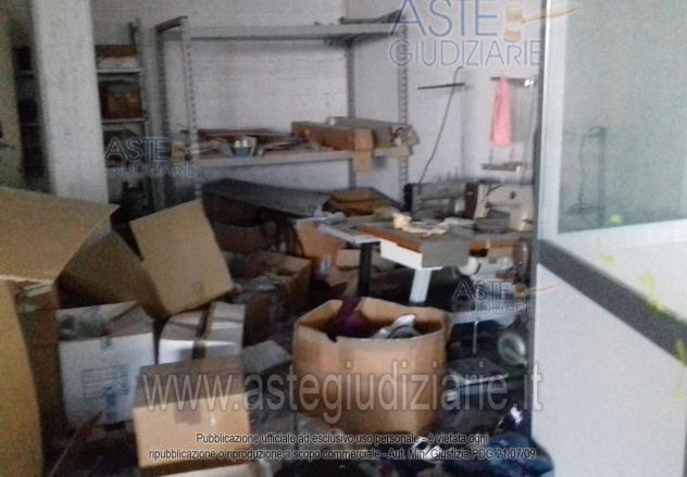 IMMOBILI-IMMOBILE COMMERCIALE-Via Frazione Avacelli n. 166 - Foto 4