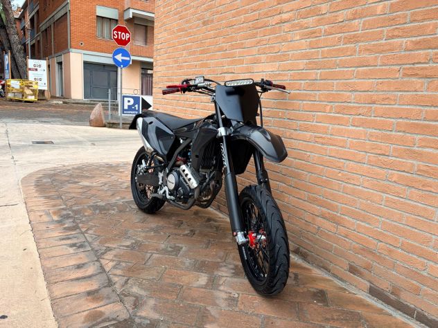 Vendo splendida Fantic Motard XMF 125 4 tempi - Foto 8