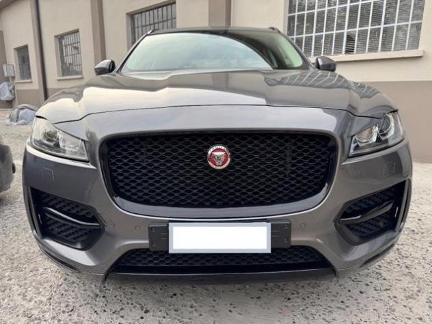 JAGUAR F-Pace 2.0 D 180 CV aut. R-Sport rif. 23030246 - Foto 2