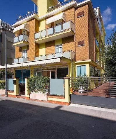 Commerciale in vendita a Rimini