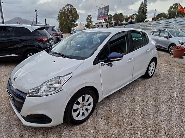 Peugeot 208 PureTech 68 5 porte Access - Foto 2