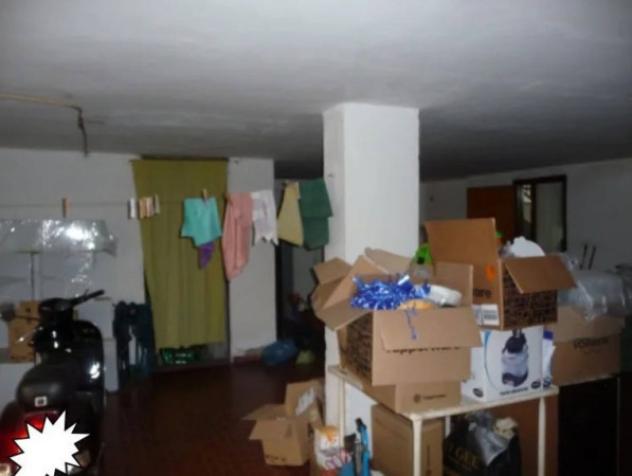 Immobile in asta di 194 m² con più di 5 locali e box auto in vendita a San Valentino Torio - Foto 17