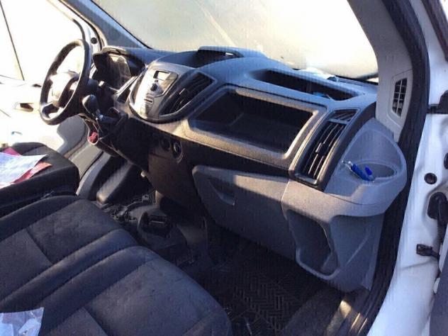 Ford Transit 350 2.0TDCi 130CV - Foto 7