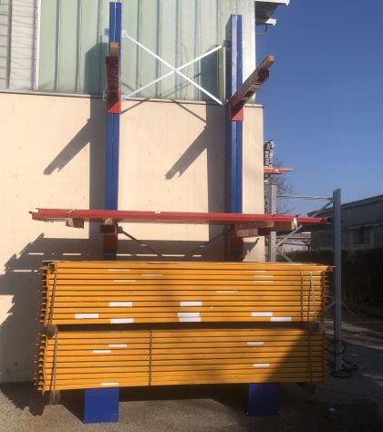 Cantilever nuovo solido