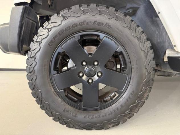 JEEP Wrangler Unlimited 2.8 CRD DPF Sahara Auto rif. 24052057 - Foto 10