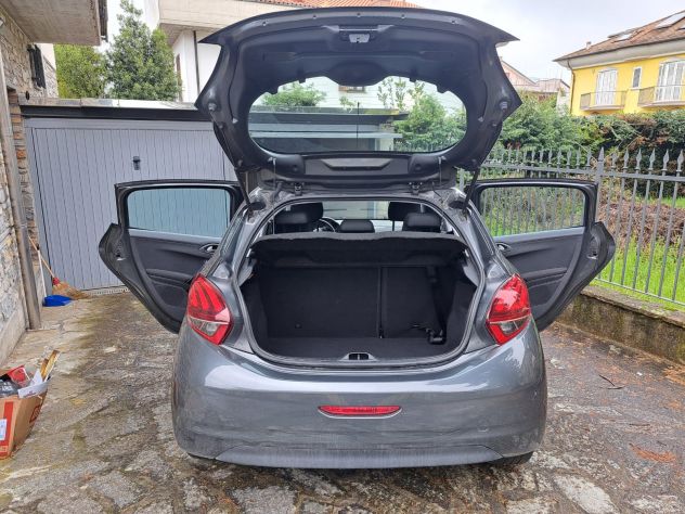 Peugeot 208 1.2 PureTech Allure 82CV– SOLO 25.000 km – Pari al Nuovo - Foto 10
