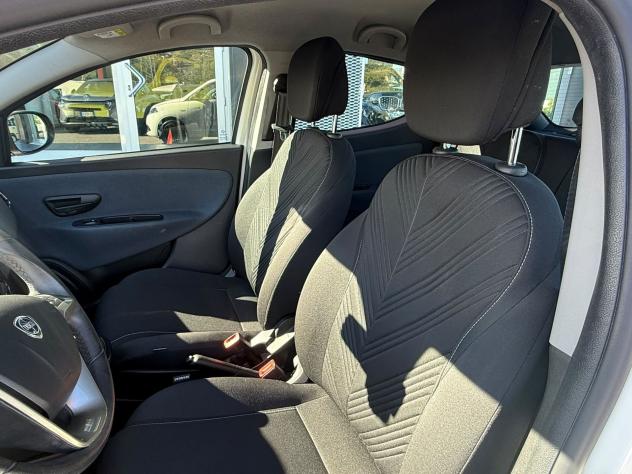 Lancia Ypsilon Ypsilon 1.0 firefly hybrid Gold s&s 70cv - Foto 8