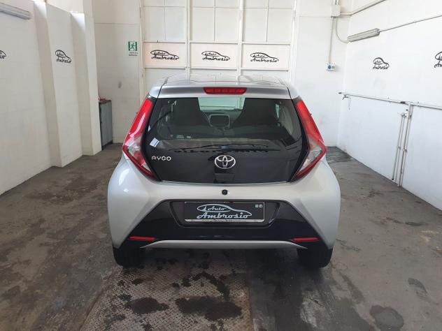Toyota Aygo 1.0 VVT-i 72 CV 5 porte x-play TUA DA 102,00 MESE - Foto 5