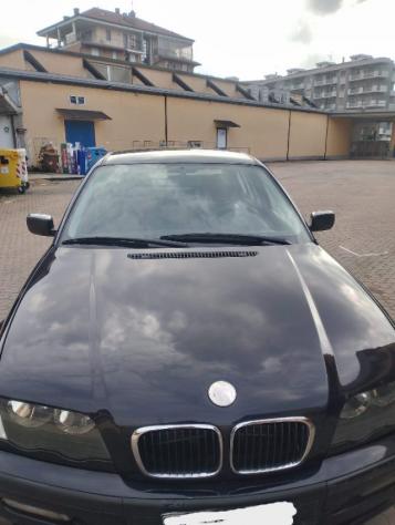 BMW 316 i cat 4 porte rif. 23775628