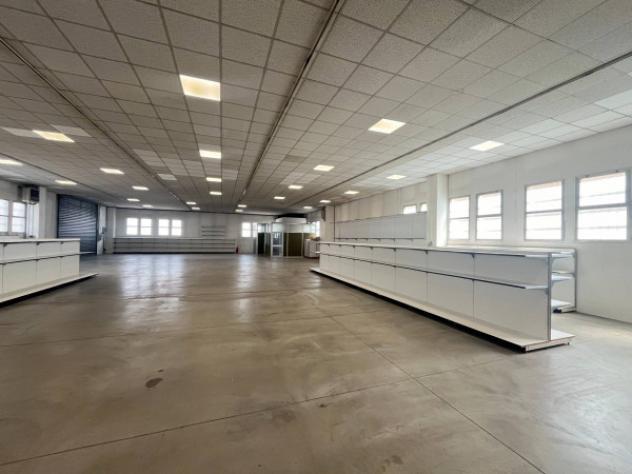 Immobile di 1000 m² con 3 locali in affitto a Brescia - Foto 15