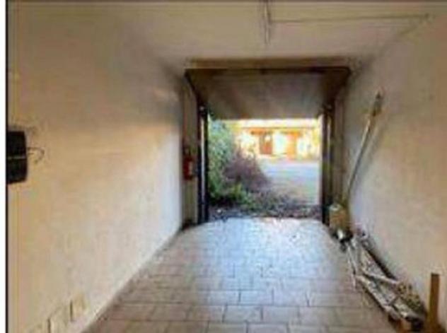 Immobile in asta di 194 m², box auto in vendita a Tromello - Foto 3