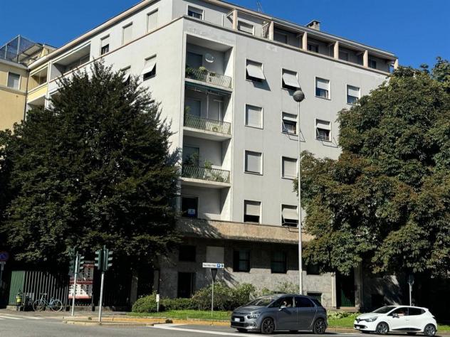 Monza centro storico - AFFITTASI ampio ufficio con ingresso indipendente - Foto 2