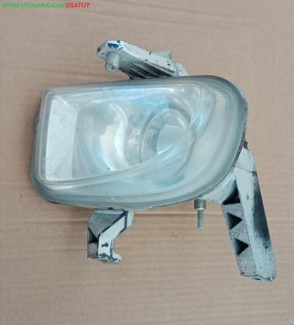 PROIETTORE FENDINEBBIA S.CON LAMPADINA PARAB. GRIGIA FIAT PUNTO (199-2Y/4C/3X)  Parti elettriche  Fanaleria  Fendinebbia dx. FIAT - GRANDE PUNTO - 01-