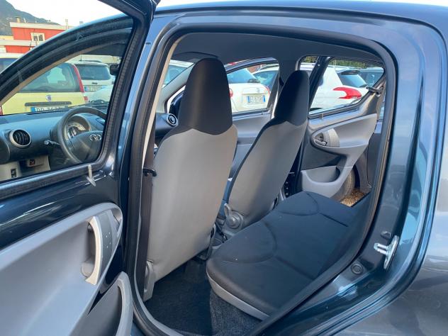 Toyota Aygo 1.0 12V VVT-i 3 porte Sol Connect - Foto 9