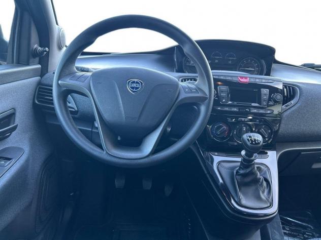 Lancia Ypsilon 1.0 FireFly 70cv Hybrid Silver - Foto 7