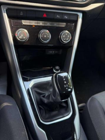 Volkswagen T-Roc 1.5 tsi Life dsg AUTOM. CARPLAY/FULL LED/ACC -Promo fin - Foto 9