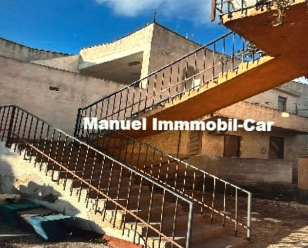 CASA SEMINDIPENDENTE DI 155 MQ CIRCA AL PRIMO PIANO CON VERANDA - Foto 2