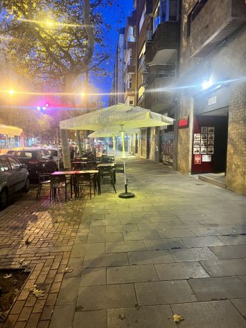 BELLO E REDDITIZIO BAR/PUB IN VENDITA A VALENCIA - Foto 2