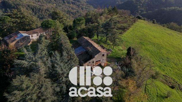 BORGO AGRICOLO CON 27 ETTARI DI TERRENO - Foto 5