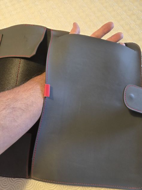 Porta Block Notes chiuso con bottone, in plastica rigata, grigio canna di fucile - Foto 5