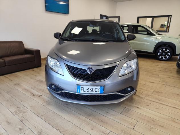 Lancia Ypsilon 1.2 69cv Silver - Foto 3