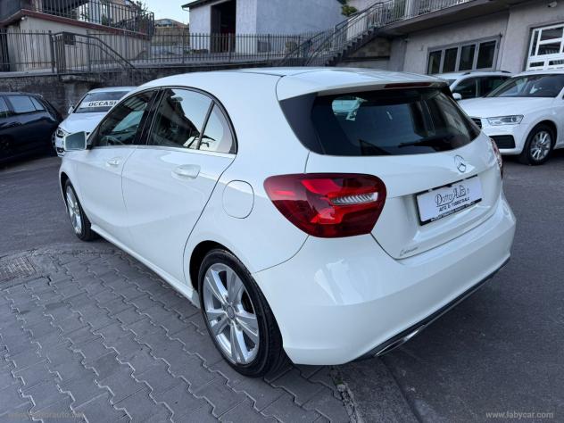 MERCEDES-BENZ A 180 d Premium - Foto 7