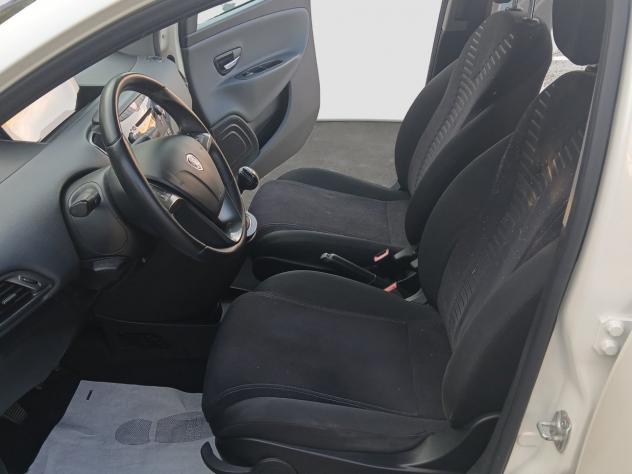 Lancia Ypsilon 5 Porte Ypsilon 1.3 mjt Gold s&s 95cv E5+ - Foto 9