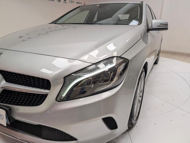 Mercedes-Benz Classe A A 180 d Automatic Sport - Foto 8