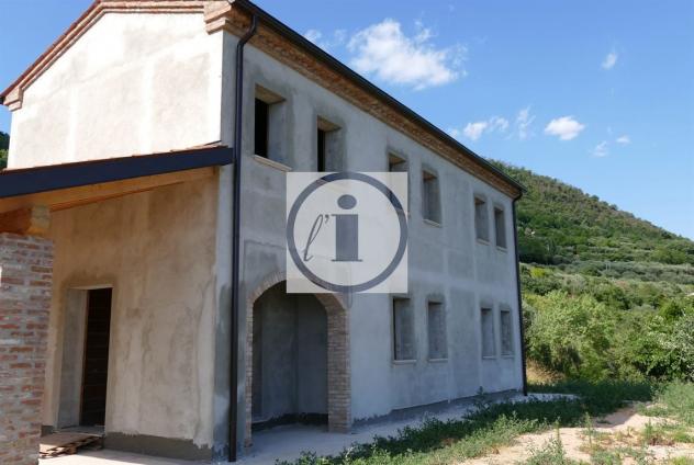 Casa Indipendente 6 locali - Rif. 2456