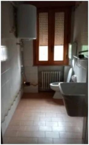 Immobile in asta di 124 m², box auto in vendita a Carpi - Foto 4