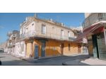 Floridia,stabile indipendente con esercizio commerciale e laboratorio