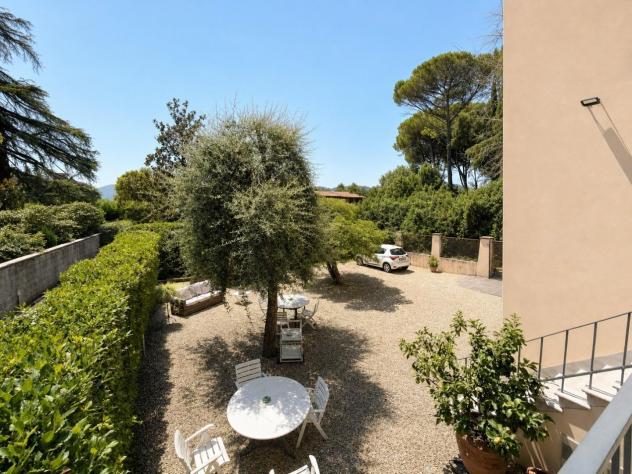 Appartamento in vendita a Lucca 300 mq Rif: 1427526