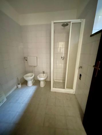 cs - nuovo molocale indipendente - arredato con posto coperto per moto - lavanderia - Foto 17