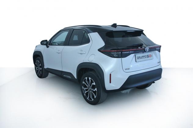 Toyota Yaris Cross 1.5H 116 CV E-CVT Trend Cerchi in lega da 17"/Vetri posteriori oscurati/Telecamera posteriore di assistenza al parcheggio - Foto 6